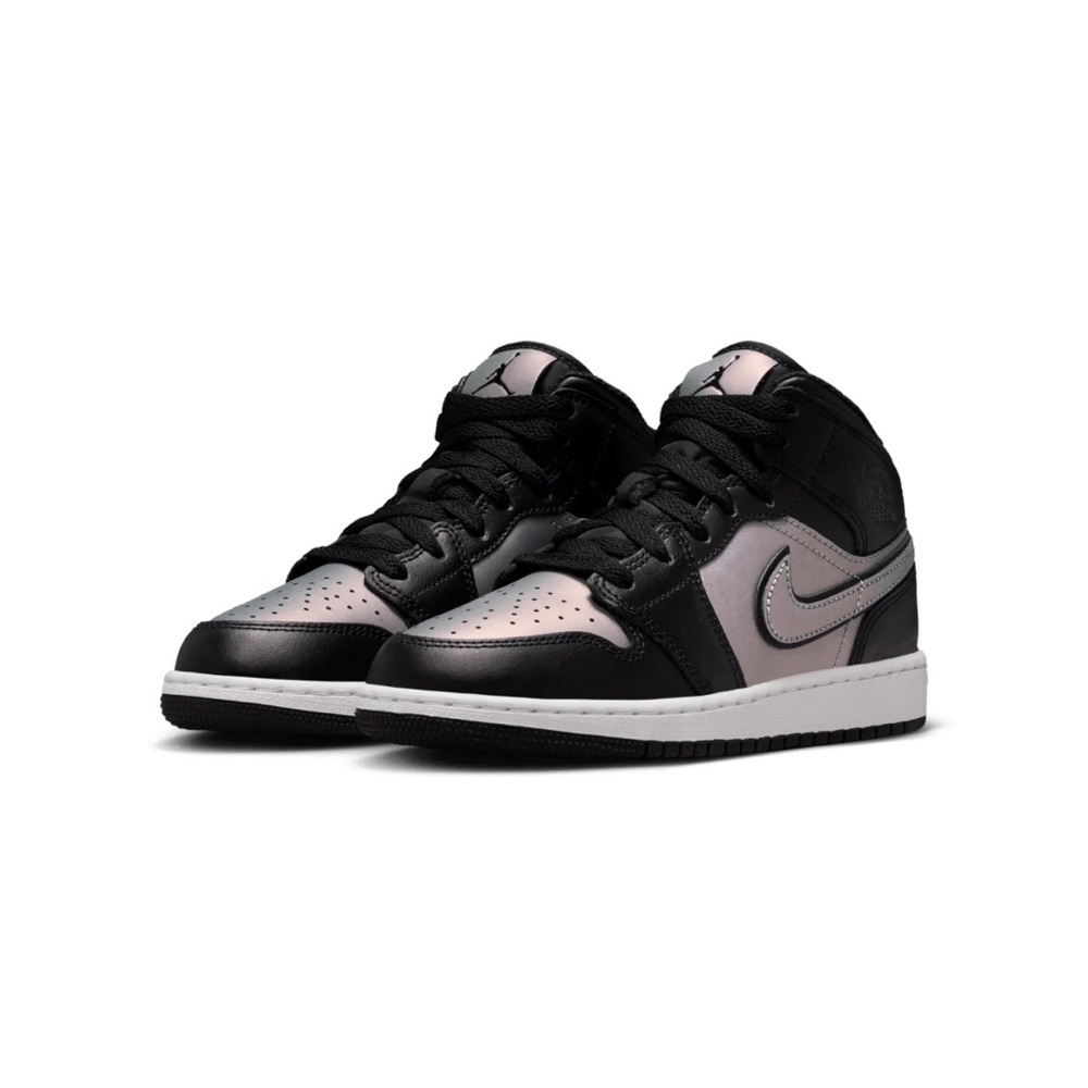 Air Jordan 1 Mid SE